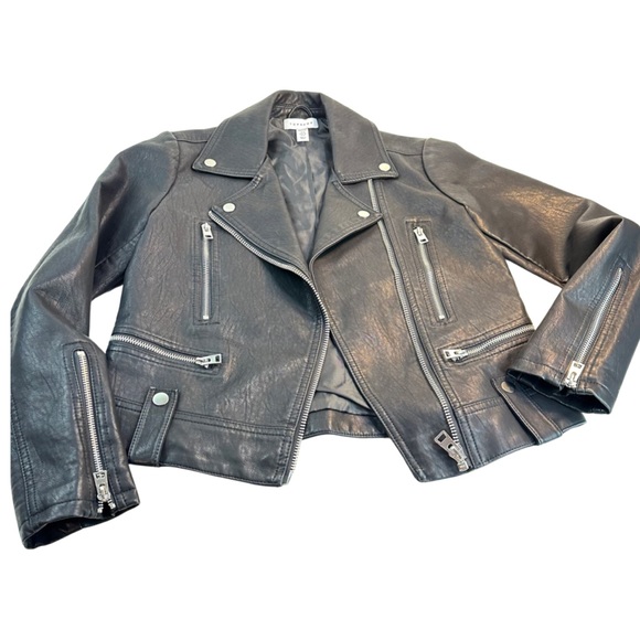 TOPSHOP Fred Faux Leather Biker Jacket Size: 4P Color: Black - Picture 9 of 16